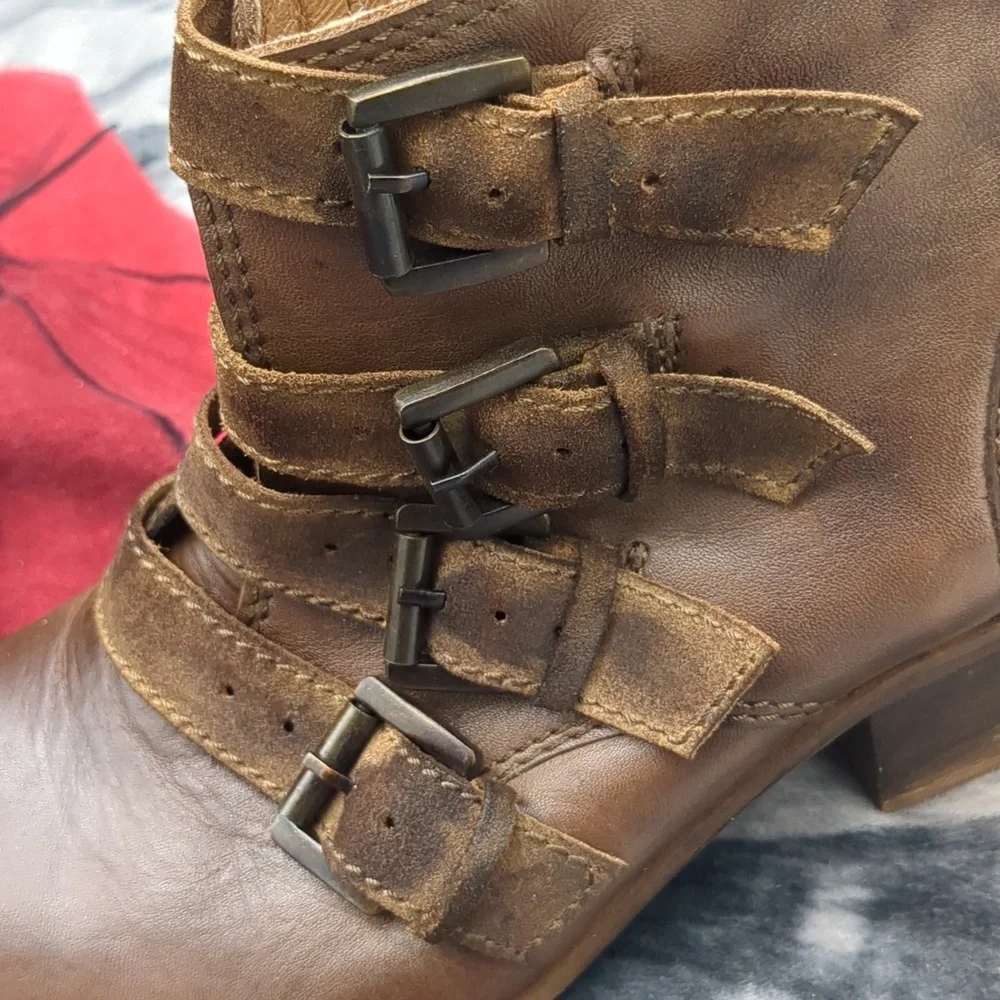 Roan by Bed Stu distressed leather
